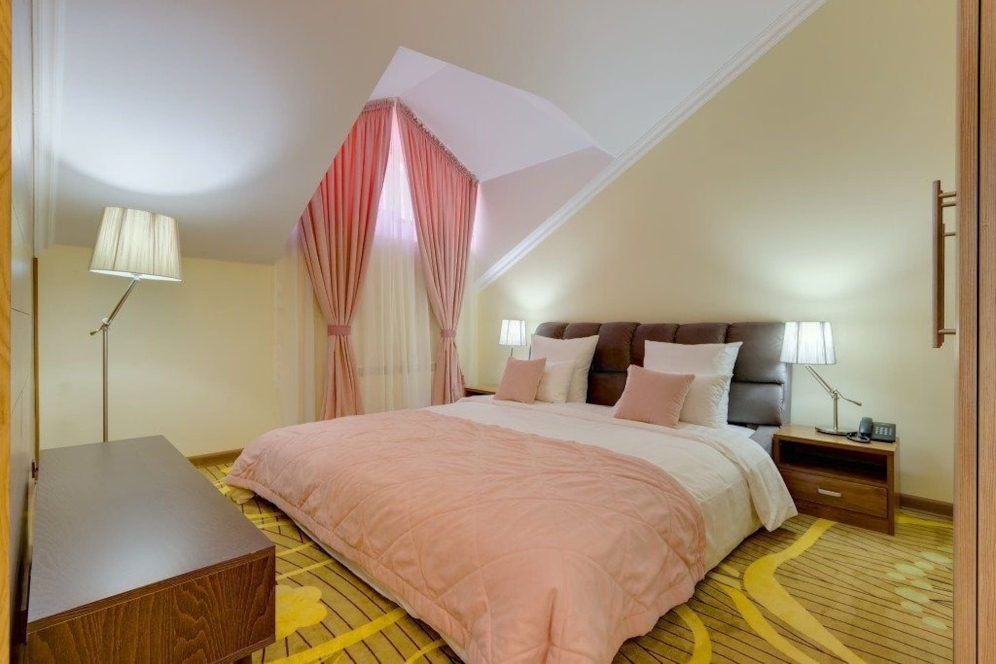 Beis Spa Hotel Resort Ałma Ata Zewnętrze zdjęcie